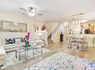 3+1 Townhouse — 3725 Oleander Ter, Riviera Beach, 33404
