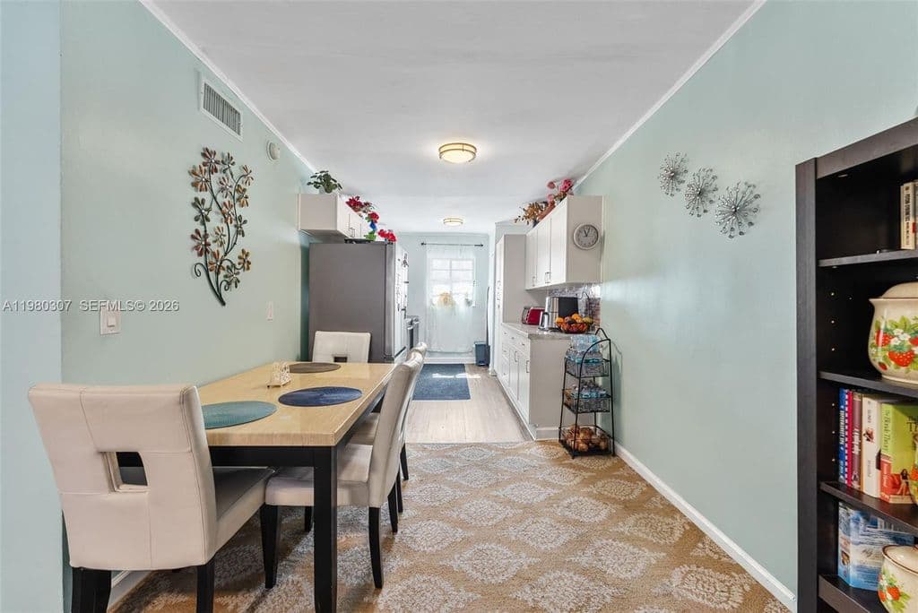 2+1 Mülk — 7331 Gary Ave APT 206