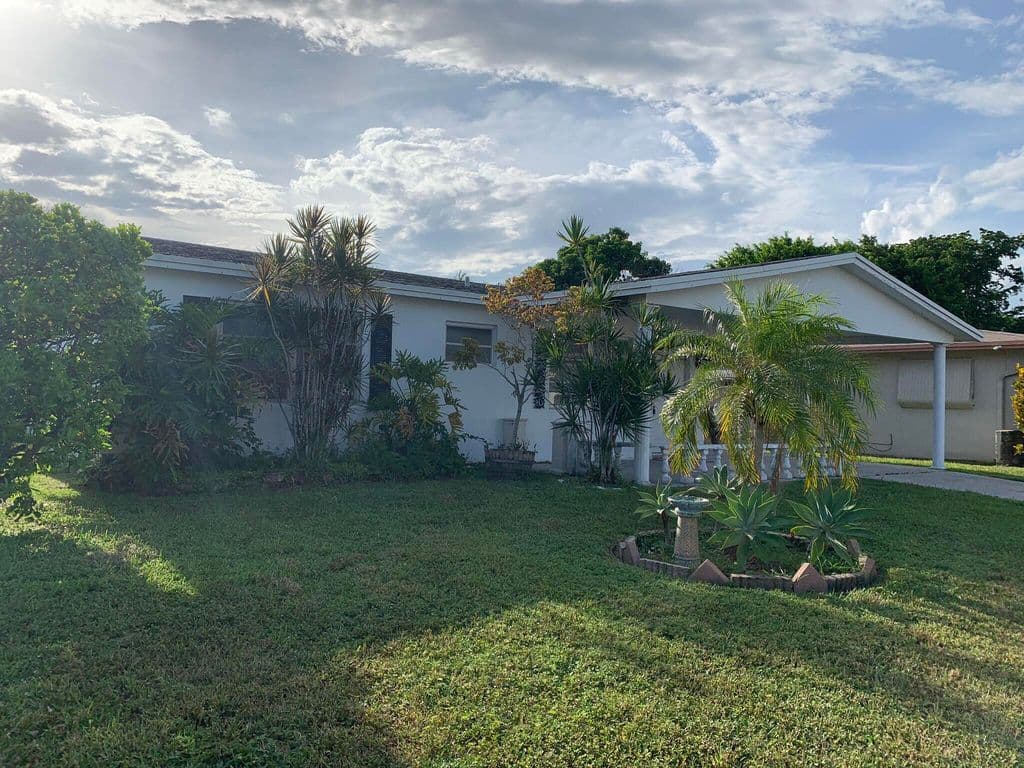 2-bedroom Single-Family Home — 955 NW 69TH Avenue