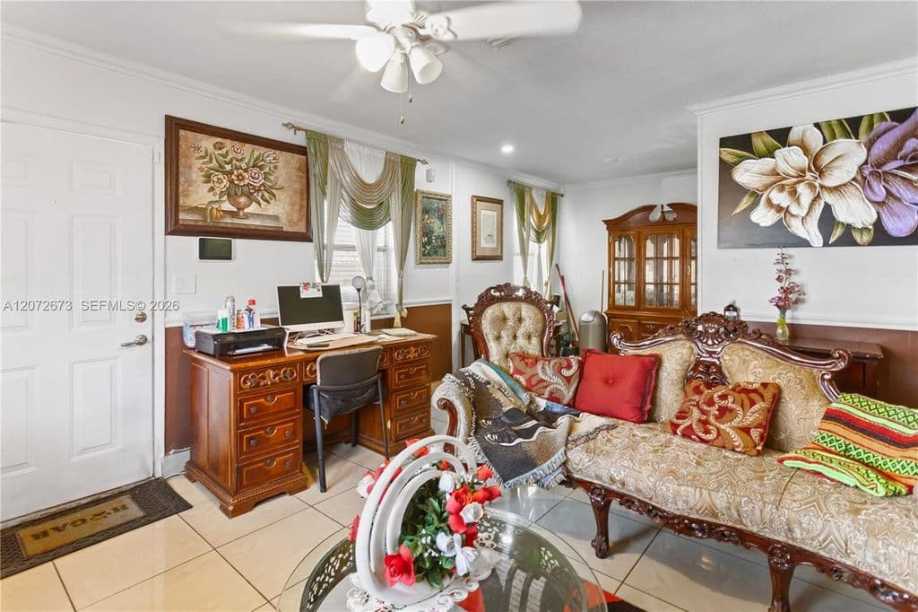 3+1 Müstakil ev — 4751 SW 31st Dr