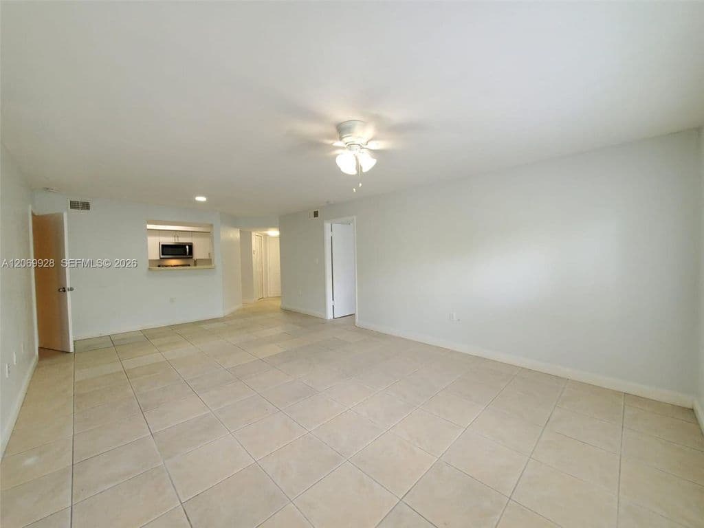 2+1 Condo — 15591 SW 105th Ter APT 512