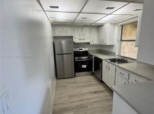 2+1 Condo — 4241 NW 19th St APT 170, Fort Lauderdale, 33313