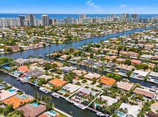 4-bedroom Single-Family Home — 3051 NE 46th Street, Fort Lauderdale, 33308