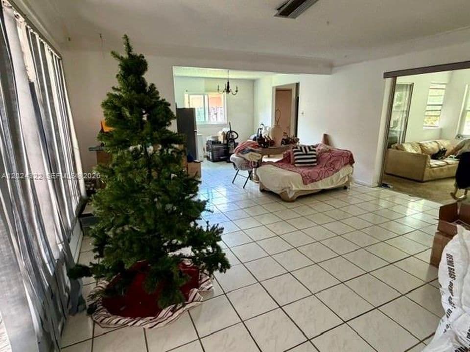 3-bedroom Single-Family Home — 8001 NW 3rd Pl