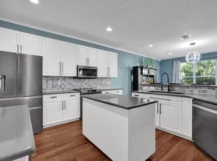 5-bedroom Single-Family Home — 6591 Traveler Road, West Palm Beach, 33411