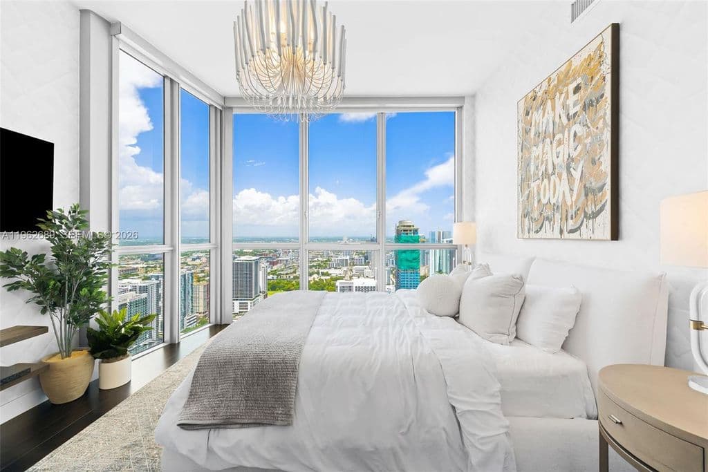 4+1 Condo — 1100 Biscayne Blvd Unit 5706