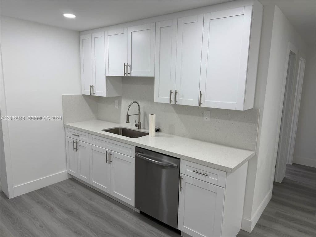 3+1 Müstakil ev — 13885 NW 5th Ave