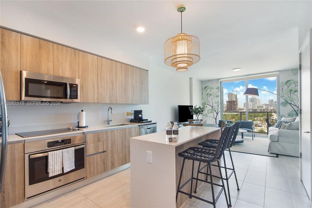 1+1 Condo — 3900 Biscayne Blvd Unit S-1108