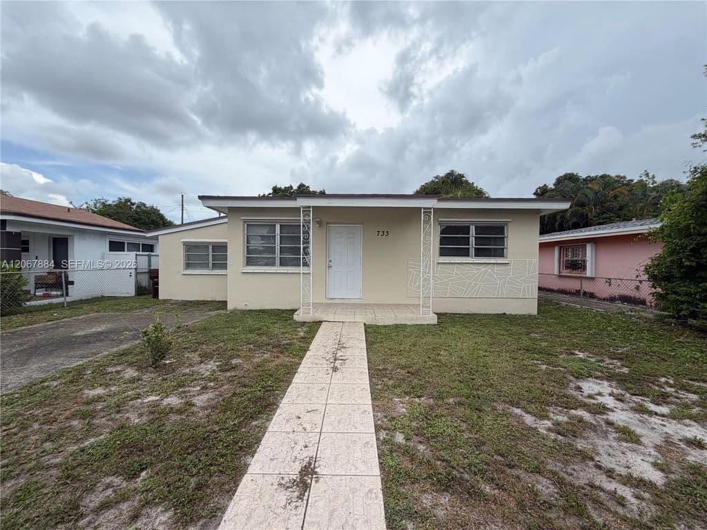 4-bedroom Single-Family Home — 733 W 35th St