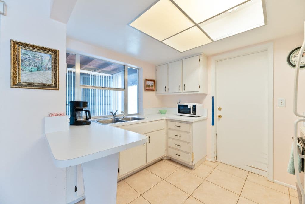 2-bedroom Single-Family Home — 4500 NW 47th Court