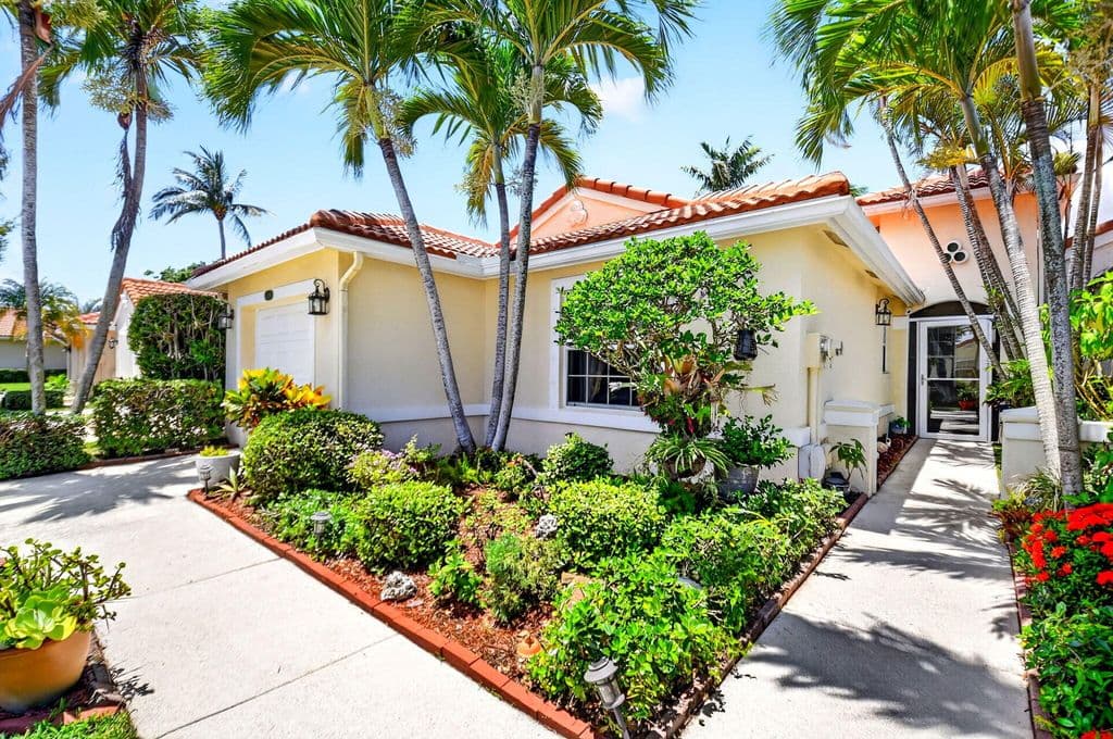 2-bedroom Single-Family Home — 7285 Burgess Drive