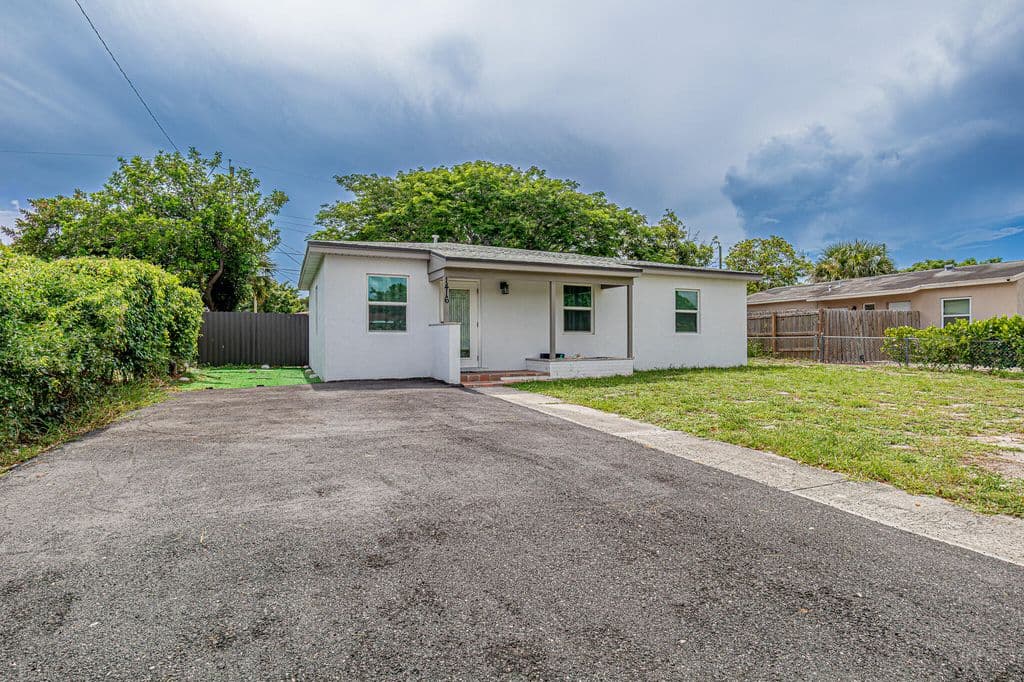 3-bedroom Single-Family Home — 1416 S C Street