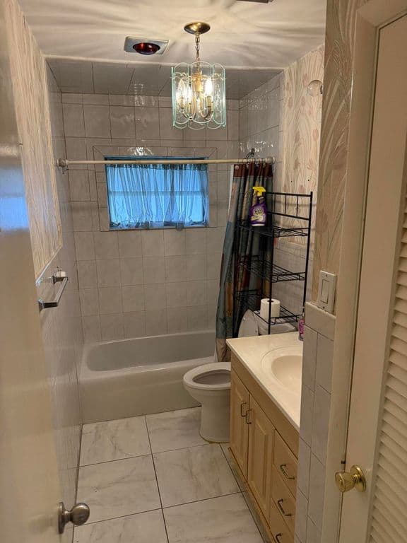 2-bedroom Single-Family Home — 7250 NW 8TH Court