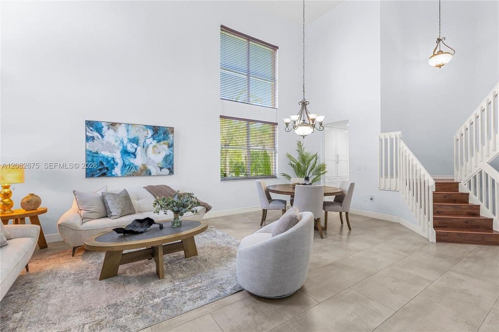 4+1 Müstakil ev — 16745 NW 12th Ct