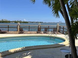 1+1 Condo — 7845 NE Bayshore Ct APT 20, Miami, 33138