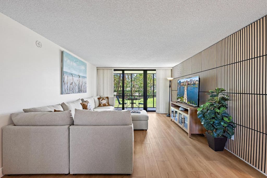 2+1 Condo — 1605 S Us Highway 1 #M1-103