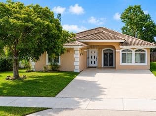 4-bedroom Single-Family Home — 20504 NW 19th Ave, Miami Gardens, 33056