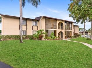 2+1 Condo — 421 Pine Glen Lane #A2, Greenacres, 33463