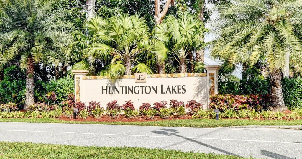 2-bedroom Condo — 14360 Strathmore Lane #406