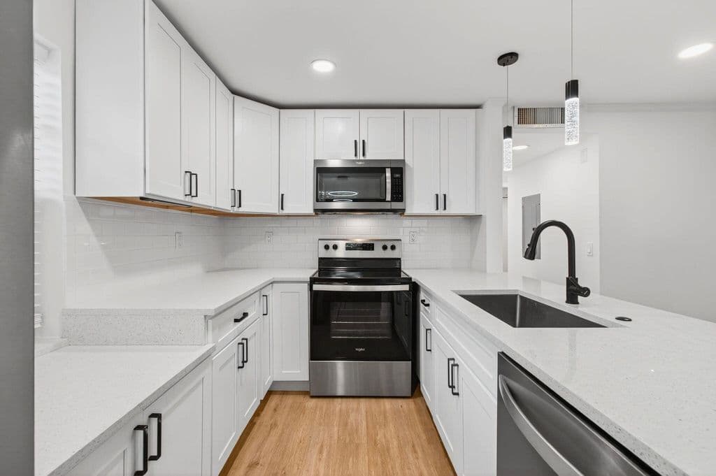 2-bedroom Condo — 449 Normandy J