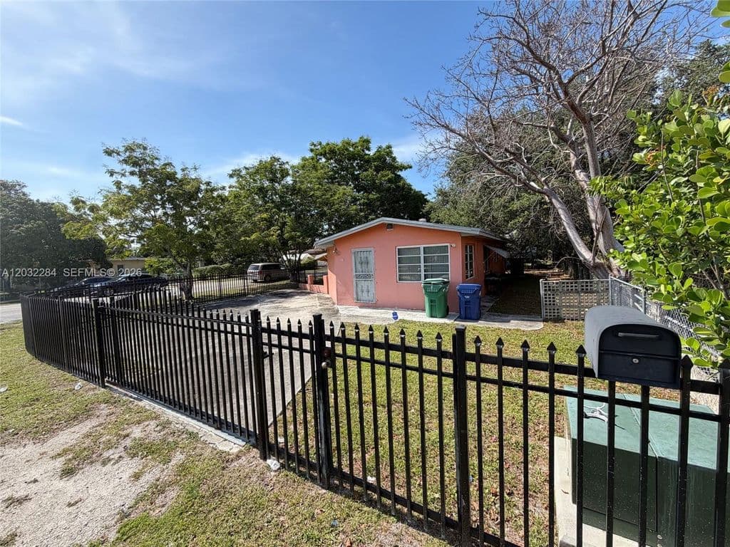 3-bedroom Single-Family Home — 997 NW 116th St