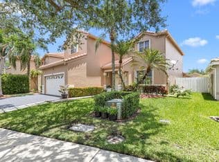 6-bedroom Single-Family Home — 907 Stanton Drive, Weston, 33326