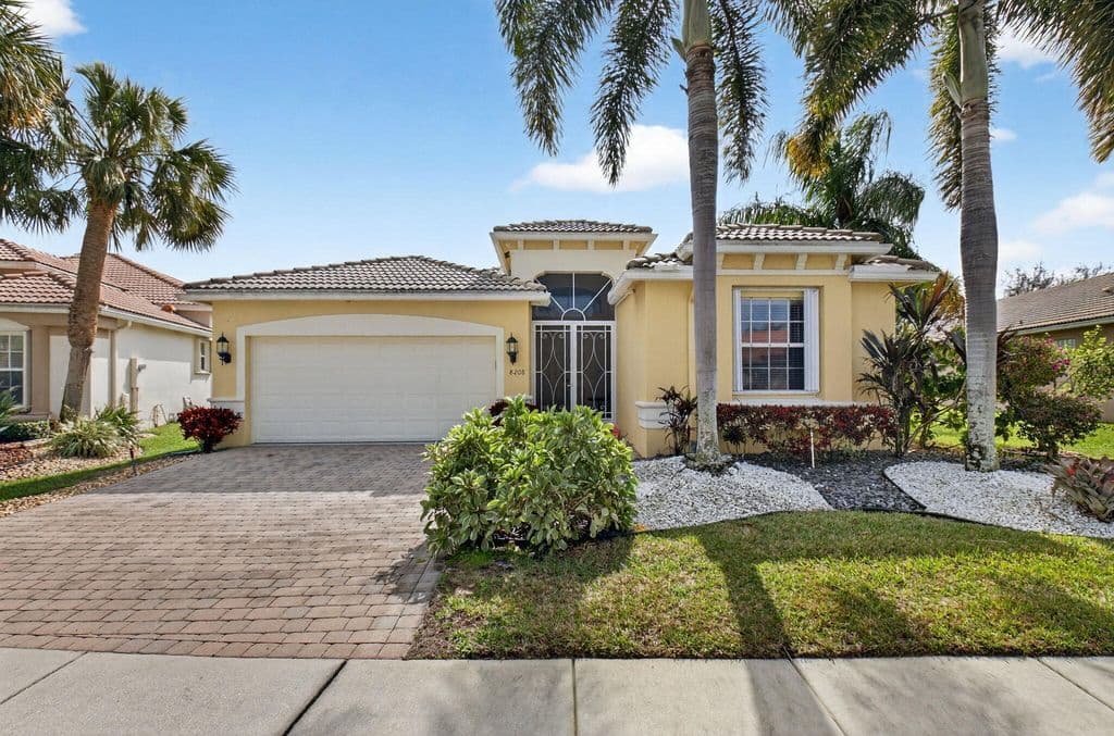 3+1 Müstakil ev — 8208 Parini Way