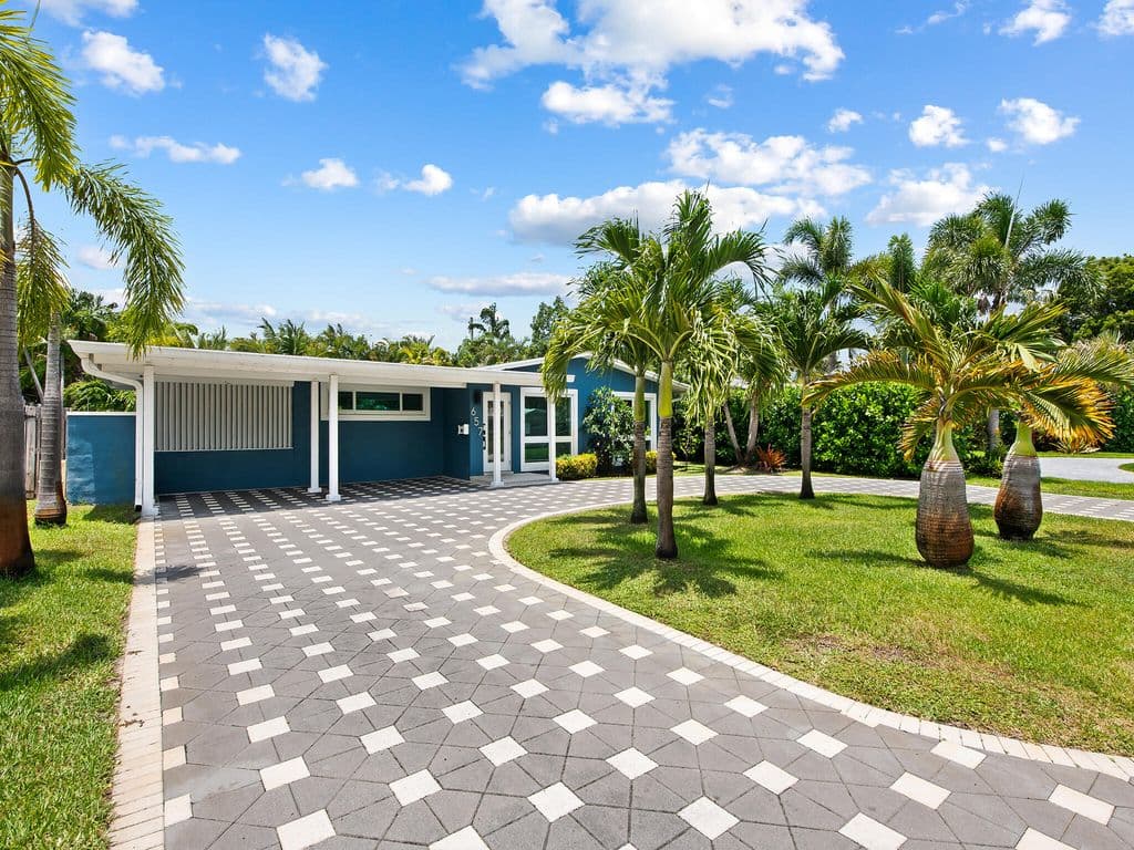 3-bedroom Single-Family Home — 657 NW 30th Court
