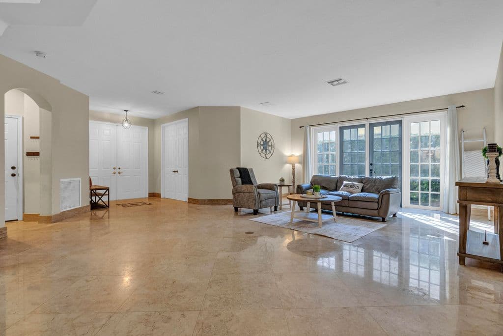 4+1 Müstakil ev — 2792 Shaughnessy Drive