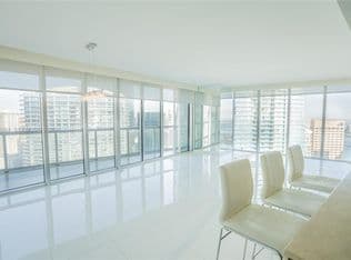 2+1 Condo — 465 Brickell Ave APT 4802, Miami, 33131