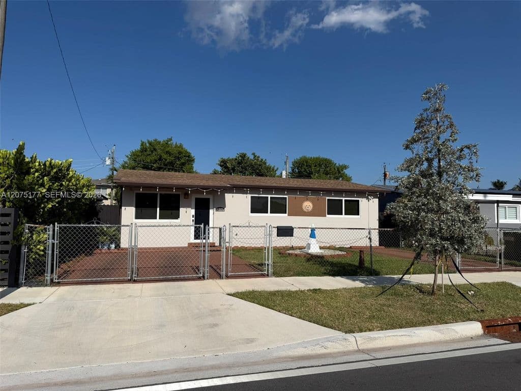 3-bedroom Single-Family Home — 4585 E 9th Ln