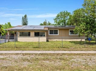 4-bedroom Single-Family Home — 670 SW 29th Avenue, Fort Lauderdale, 33312