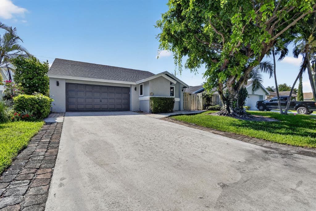 3-bedroom Single-Family Home — 1055 NW 18th Avenue