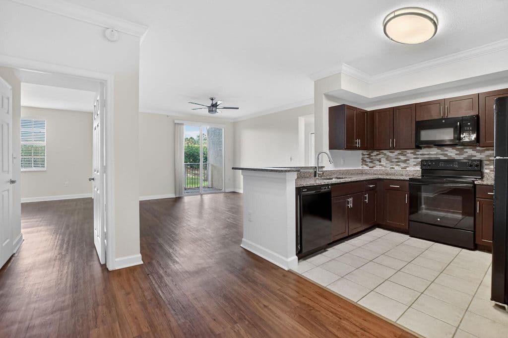 3-bedroom Condo — 15085 Michelangelo Boulevard #108