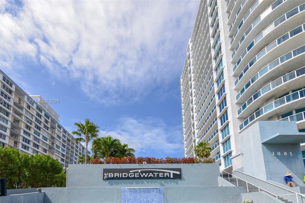 2+1 Condo — 1881 79th Street Cswy APT 2004