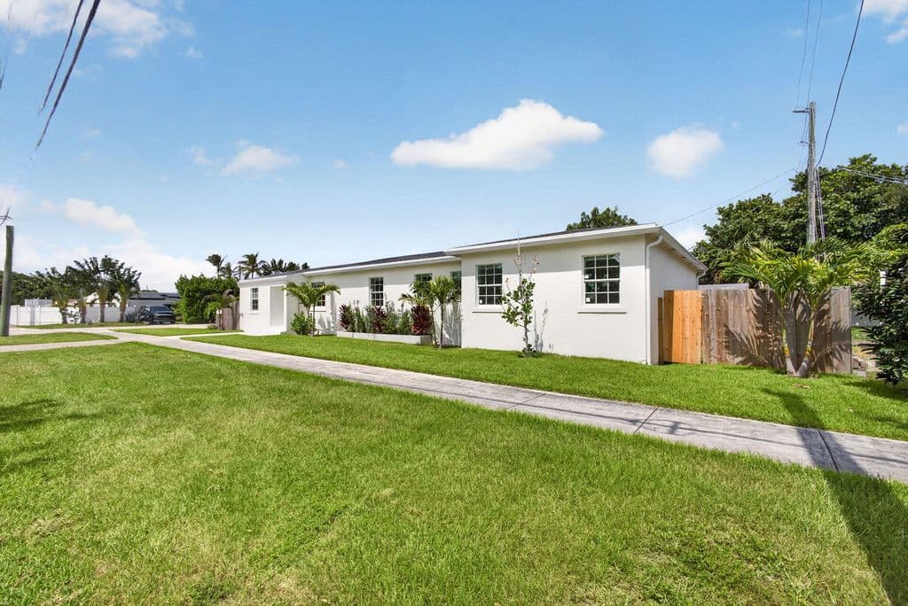4+1 Müstakil ev — 3400 PARKER Avenue