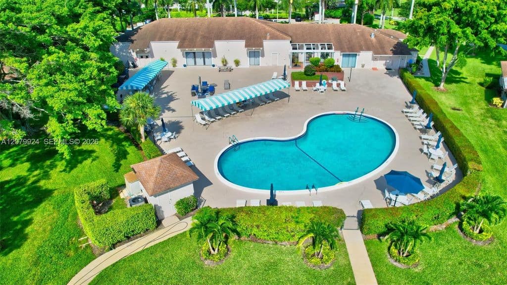 2-bedroom Condo — 14575 Bonaire Blvd APT 308