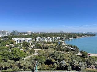 1+1 Condo — 601 NE 36th St APT 1311, Miami, 33137