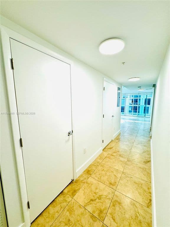 2+1 Condo — 41 SE 5th St APT 808