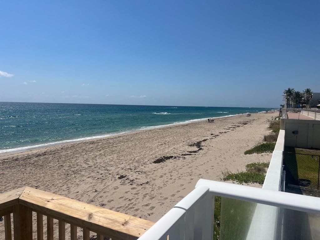 1+1 Condo — 3450 S Ocean Boulevard S #1040