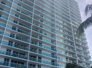 2+1 Condo — 100 Bayview Dr APT 408, Sunny Isles Beach, 33160
