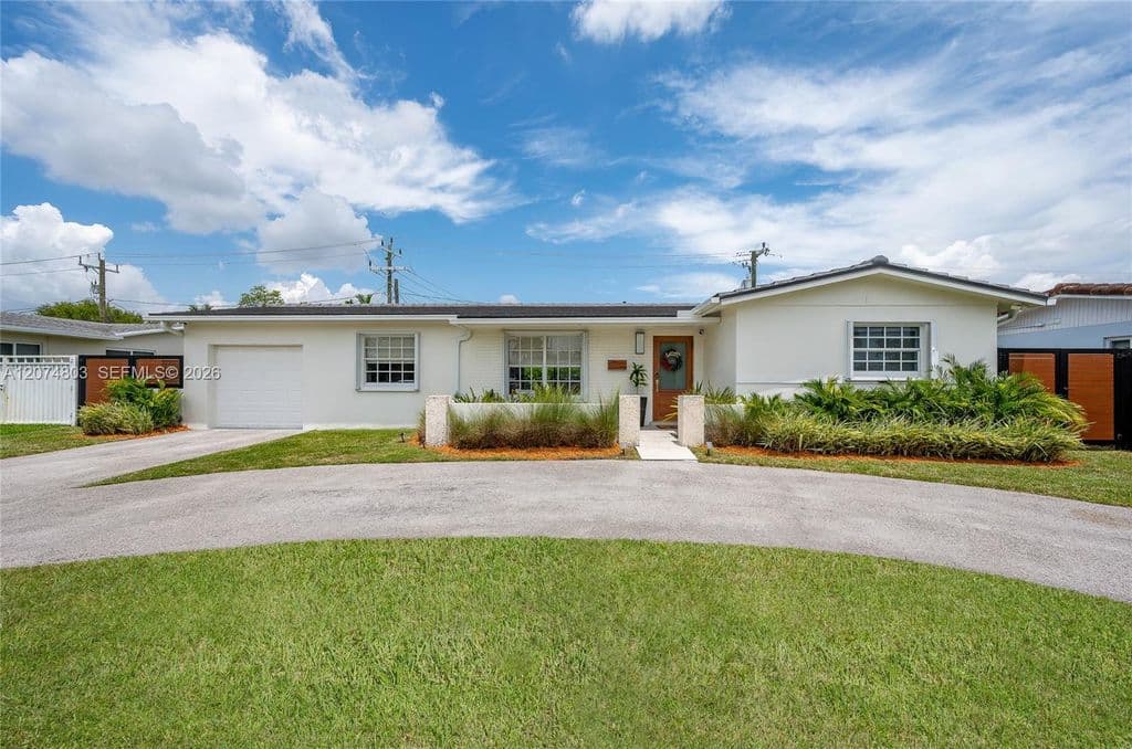 3-bedroom Single-Family Home — 9441 SW 52nd Ter