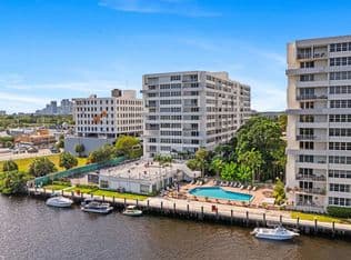 2+1 Condo — 1160 N Federal Highway #221, Fort Lauderdale, 33304