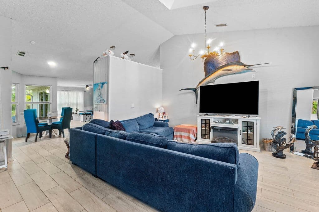 3+1 Müstakil ev — 12744 82nd Street N