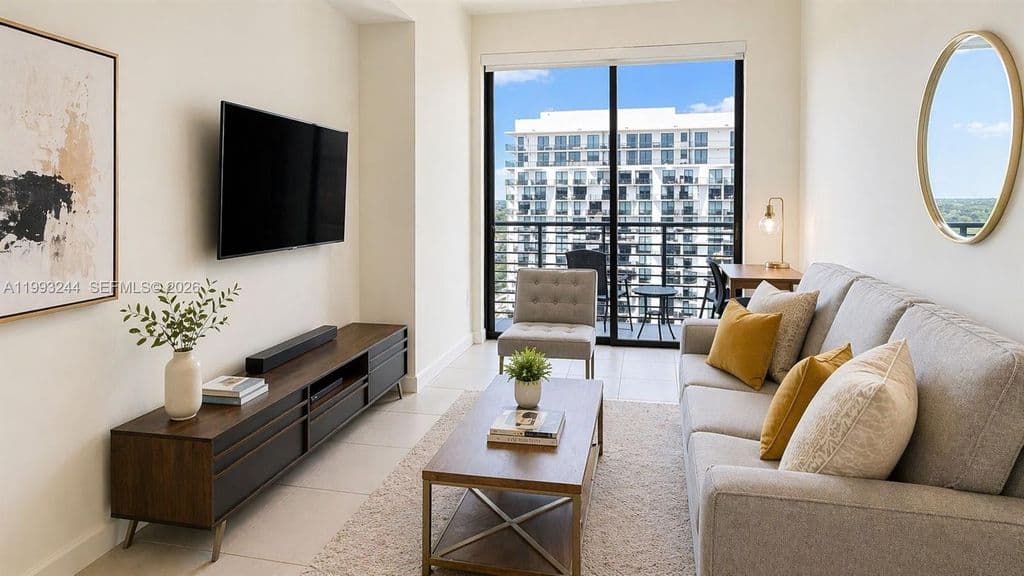 1+1 Condo — 5350 NW 84th Ave #1812