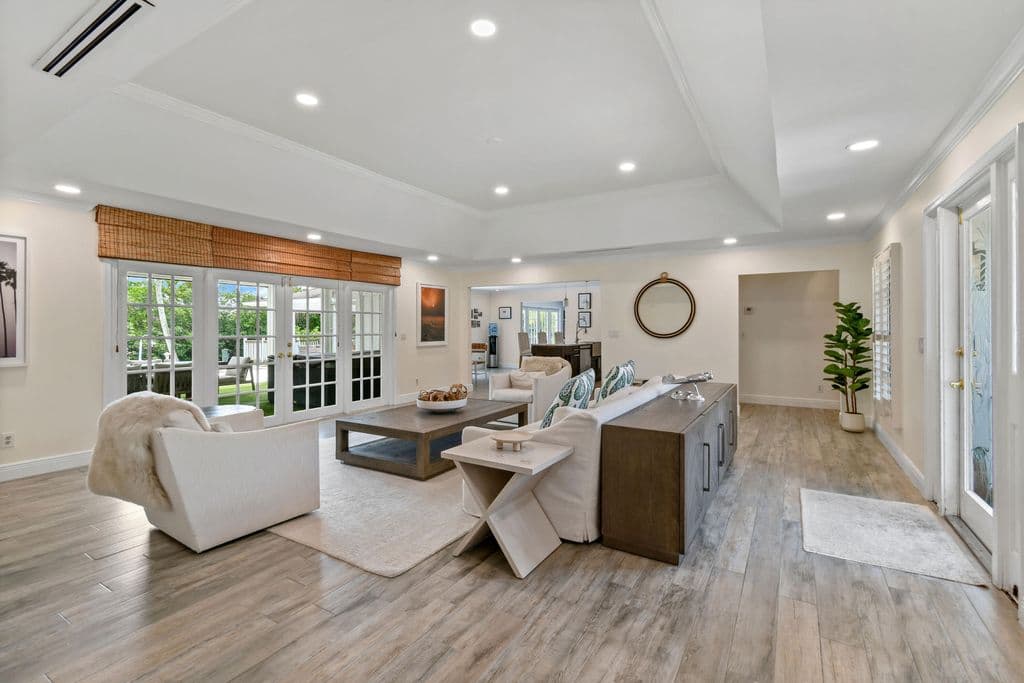 4-bedroom Single-Family Home — 938 Turner Quay