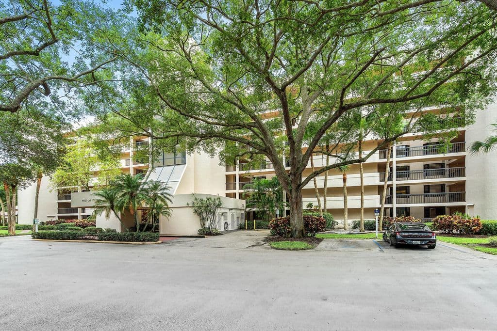 2-bedroom Condo — 6620 Boca Del Mar Drive Apt 507