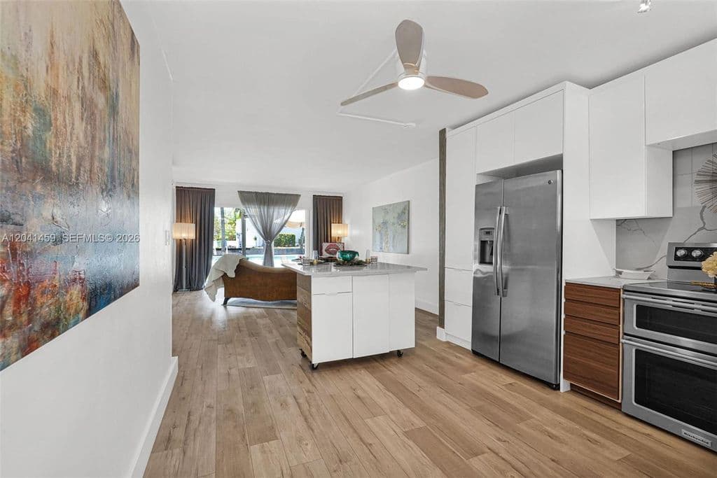 2+1 Condo — 1790 E Las Olas Blvd APT 11