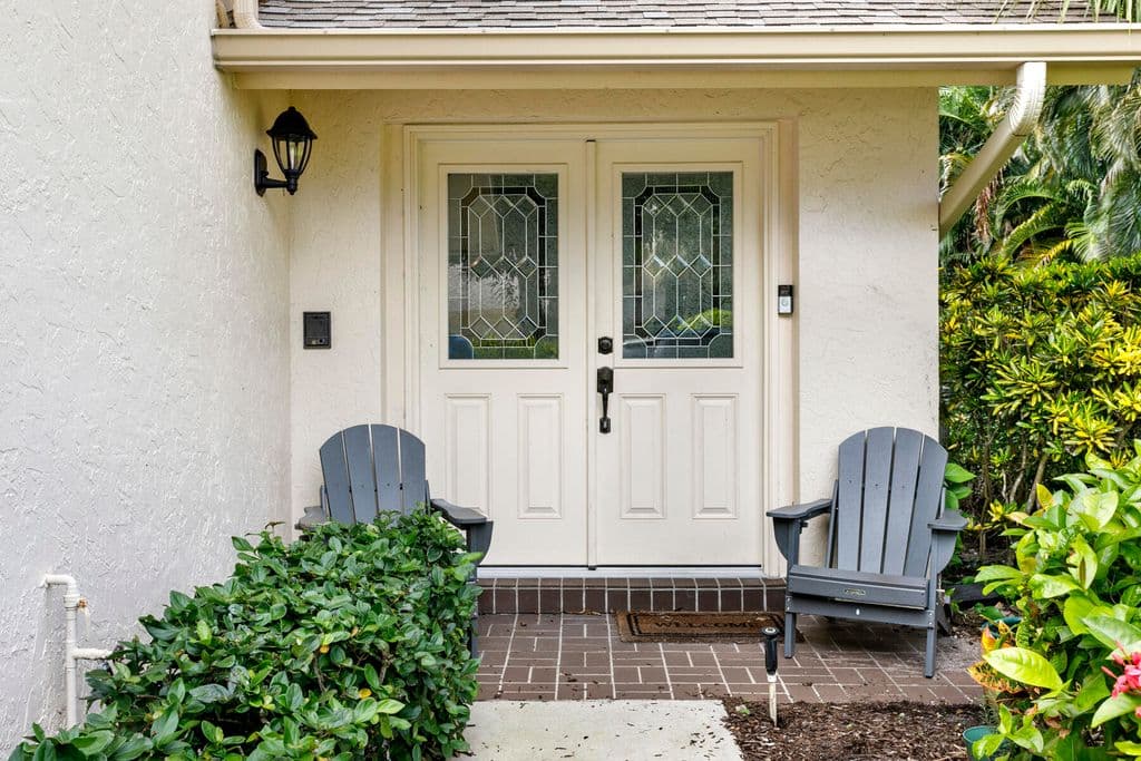 3-bedroom Condo — 17137 Waterbend Drive #201