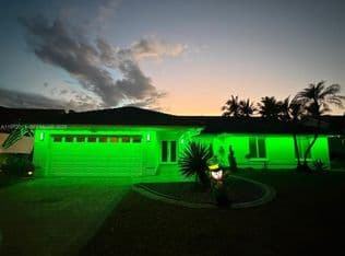 4-bedroom Single-Family Home — 260 NW 121st Ter, Coral Springs, 33071